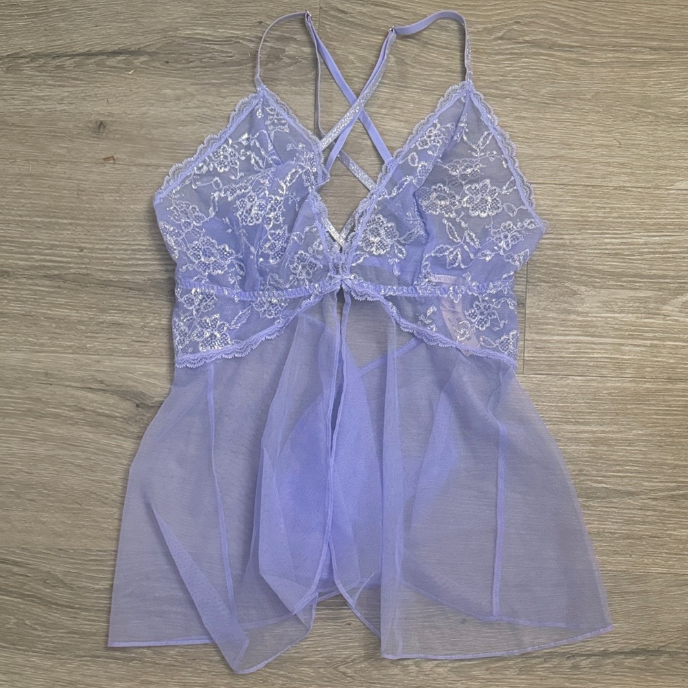 Victoria’s Secret lingerie top size Medium